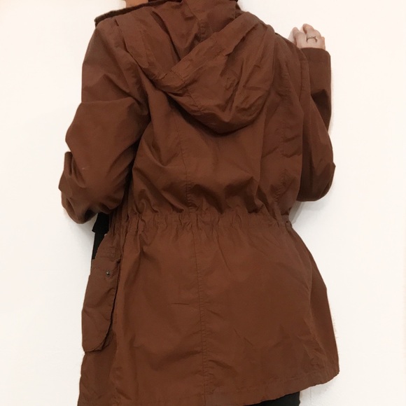 A SUZY SHIER BROWN LIGHT COAT - Picture 3 of 6
